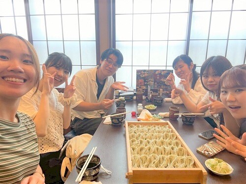 へぎそばと記念撮影