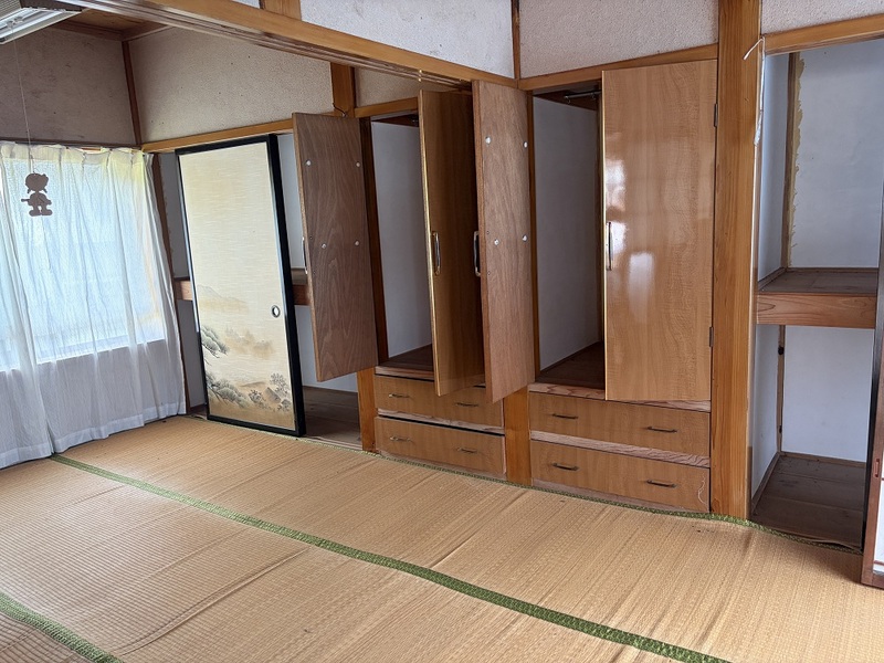 母屋2階奥の写真
