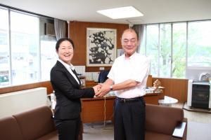 鈴木さんと井口市長