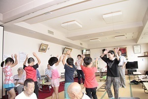 大巻小学校児童のダンス4