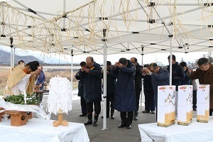 安全祈願祭での献杯