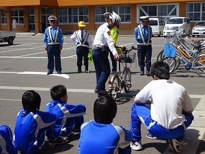 中等部の自転車の練習1