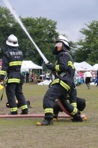 一斉放水訓練の様子