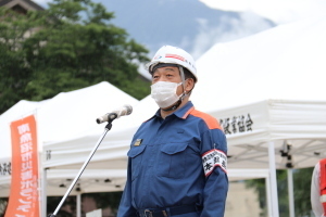 講評を話す南魚沼市長