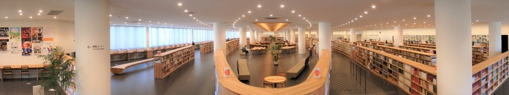 図書館内観.jpg