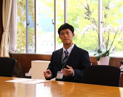 抱負を話す大田さん