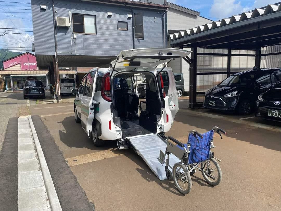 福祉タクシー (1).jpg