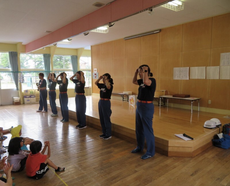 女性消防隊３.jpg