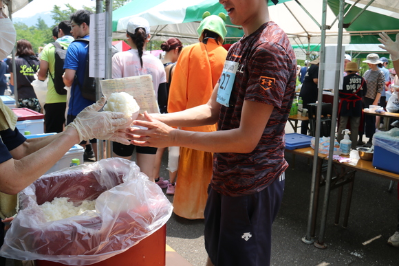 山盛りご飯.JPG