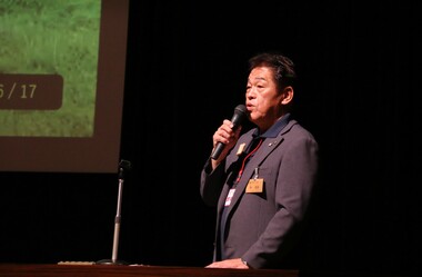 基調講演を行う林市長