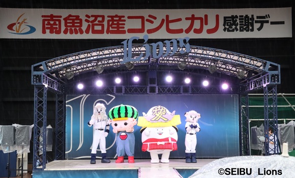 ステージイベント＿.JPG